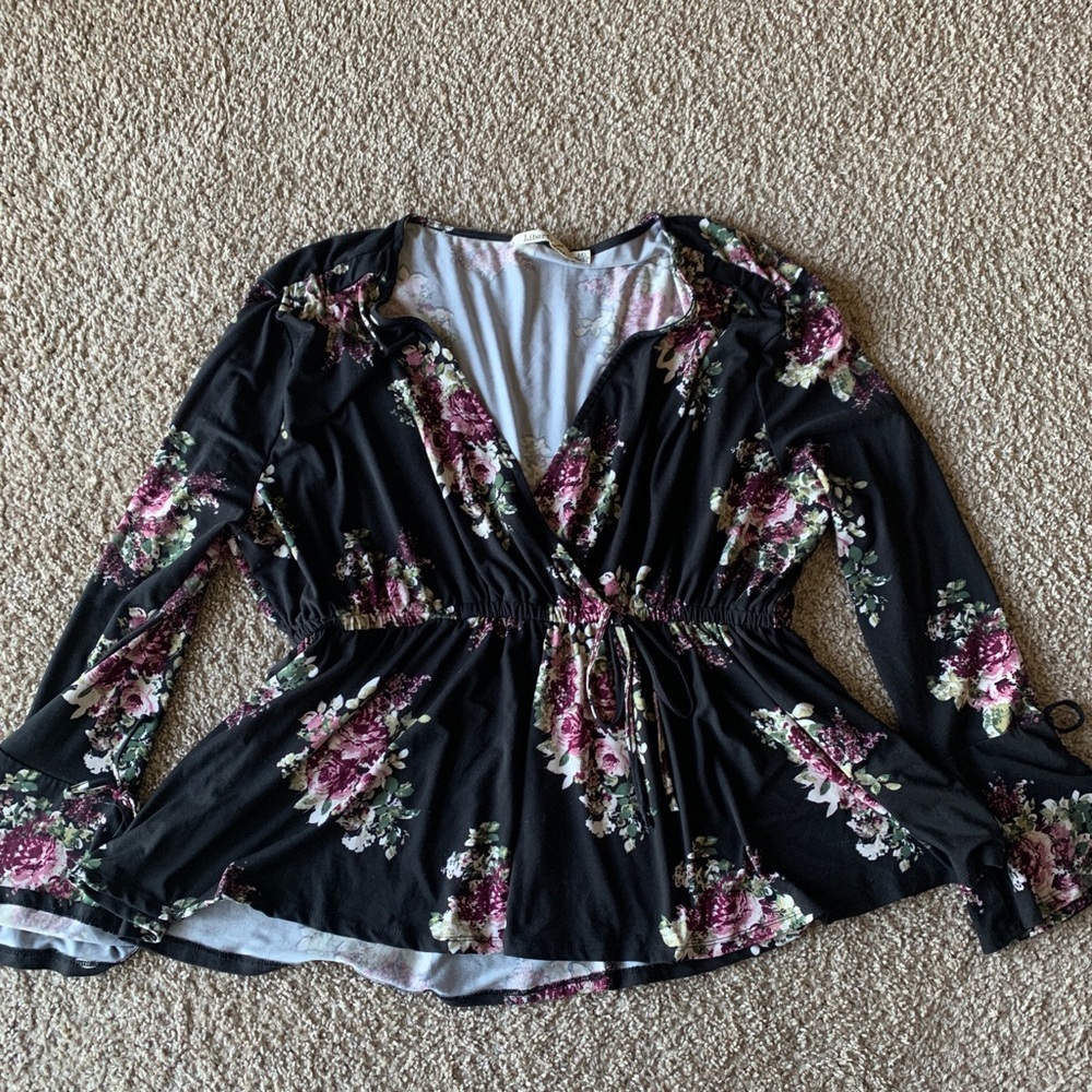 Cute floral top